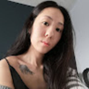 Meet your Posher, Queenie